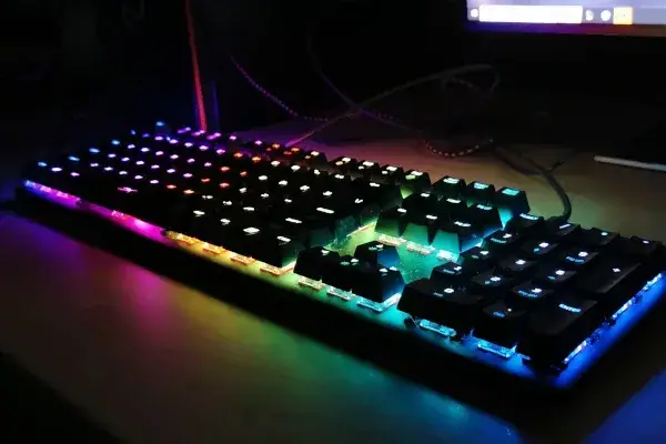 E-sport: Jak rywalizacja w grach zmienia świat rozrywki